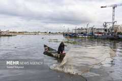 خانه‌ای روی آب؛ روایت یک زندگی