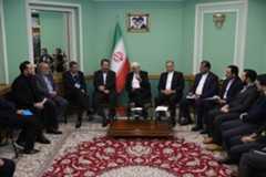 دیدار عارف با نمایندگان دانشجویان ایرانی دانشگاههای روسیه