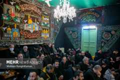آخرین روز از مراسم عزاداری شهادت حضرت زهرا (س) در حسینیه سادات اخوی