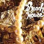 Image may contain Pearl Jewelry Accessories and Accessory