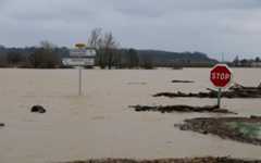 DIRECT. Crues et inondations : “Pas de retour à la normale dans les prochains jours”, vigilance neige-verglas déclenchée dans plusieurs départements du Nord... 