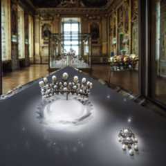 From Louis XIV’s Diamonds to Empress Eugénie’s Tiara: What Was Stolen in the Louvre Jewel Heist