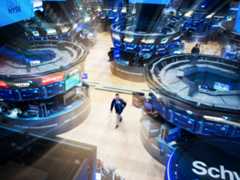 The Double Bind of the AI Bubble Means We’re Screwed Either Way