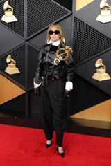 La alfombra roja de los premios Grammy 2026 Miley Cyrus
