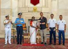 John Abraham leads North East United FC as team receives President’s cup from Droupadi Murmu