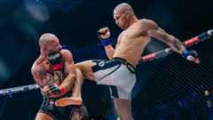 Fodor (vpravo) v súboji so Širokým.