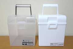 100均の持ち手付きボックス