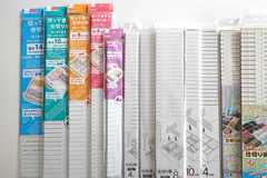 100均の仕切り板・間仕切りボード