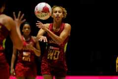 Serena Guthrie passes during the Roses Reunited Series. Photo: Ben Lumley