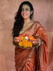  Gangs Of Wasseypur Actress Anurita Jha's Bold Pics Hindi WebStories