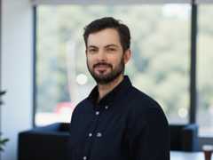 Νίκος Μαντάς: "Η νέα γενιά πρέπει ν...