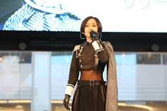 声優・悠木碧、「Unbreakable」リリース!池袋・噴水広場でイベント開催