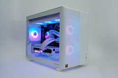 見た目も性能も静音性も“よし！” フロンティアのこだわり詰まったゲーミングPC「FREX∀R FRXAB850W/A」