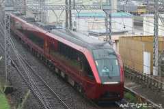 近鉄特急、乗車レポート 第4回 近鉄名古屋駅から乗った「ひのとり」プレミアム車両は「超快適」