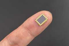 京大と京セラ、熱を計算資源として用いるリザバーコンピューティングを実証