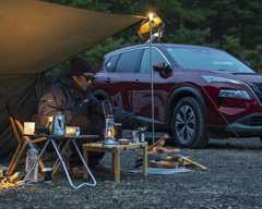 凍てつく朝も、帰り道も。ブリヂストン「BLIZZAK WZ-1」と走る冬キャンプ