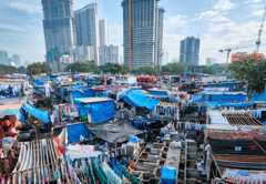 투기, 관세 위협, 그리고 노동자 민중