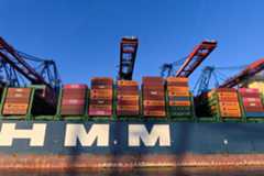 US port fees on Chinese ships likely to benefit Korea