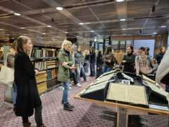 Posjetitelji na Danima otvorenih vrata NSK