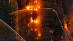 Антикорупционният орган в Хонконг арестува осем души заради фаталния пожар