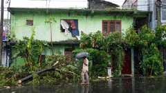 40 български туристи - блокирани от наводненията в Шри Ланка