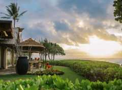 Kapaa ocean front dining