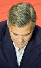 In foto George Clooney (64 anni) Dall'articolo: Berlinale 2014, oggi è di scena Lars von Trier.