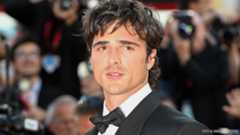 Venezia 82, bagno di folla per Jacob Elordi