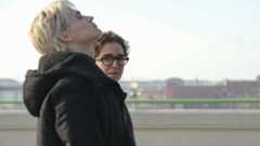 La gioia, una sfida attoriale vinta per Valeria Golino in un film che si muove sulle tracce del grande cinema noir