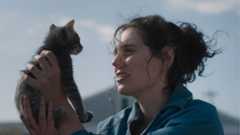 Cannes 2025: Sorry, Baby, un esordio folgorante che si tiene in equilibrio tra dramma e humor