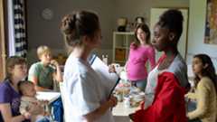 Giovani madri, i fratelli Dardenne, scavando nell'umanità delle proprie protagoniste, offrono uno spazio alla speranza