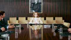 Cannes 2025, La femme la plus riche du monde, un compendio di uno degli scandali famigliari del secolo