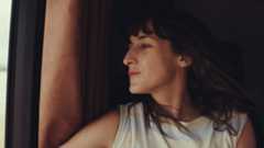 Cannes 2025: Partir un jour, un film alla francese in cui l'intrattenimento si fonde con i temi del reale