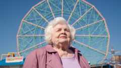 Cannes 2025: Eleanor the Great, l'esordio di Scarlett Johansson è un'opera piccola e gentile