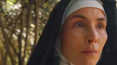 Teresa - La madre degli ultimi, un film sul magma emotivo di una donna iconica. Con la sensazionale Noomi Rapace