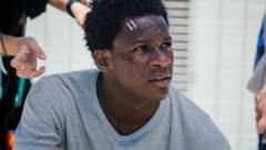 Un prophète, la serie remake del capolavoro di Jacques Audiard cerca un taglio documentaristico. Ma manca la verve stilistica