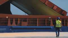 Articolo 1, un film fondato sul lavoro in cui le storie diventano universali. In streaming su MYmovies ONE