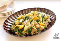 ほうれん草とねぎのガリバタ醤油炒め