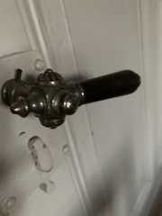 ドアのノブ_b0398675_01410631.jpeg