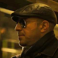 Navid Khonsari Headshot