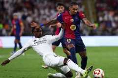 Real Madrid - Barcelona: Phân định nhờ Siêu kinh điển