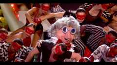 Mask singer 2025 - La Taupe chante "Heavy Cross" de Gossip