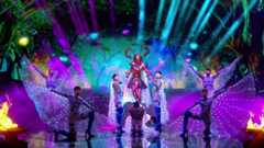 Mask singer 2025 - Le Scarabée chante "Abracadabra" de Lady Gaga