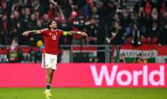 ВІДЕО. Карма в дії. Гравець Ліверпуля познущався з фанатів – і програв