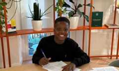 ФОТО.12-річний форвард Барси підписав контракт із Nike. Він забив 145 голів