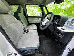 ＷＥＣＡＲＳではほぼ毎日新しい在庫車両を入荷しております！お客様のこだわりを叶える１台がきっとＷＥＣＡＲＳにあるはずです！ 5