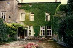 façade sur cour, vue générale