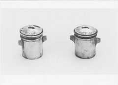 Coffret aux saintes huiles et réserve à saint chrême