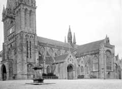 Côté sud-ouest en largeur