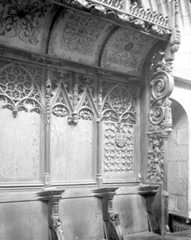Tête des stalles, intérieur nord